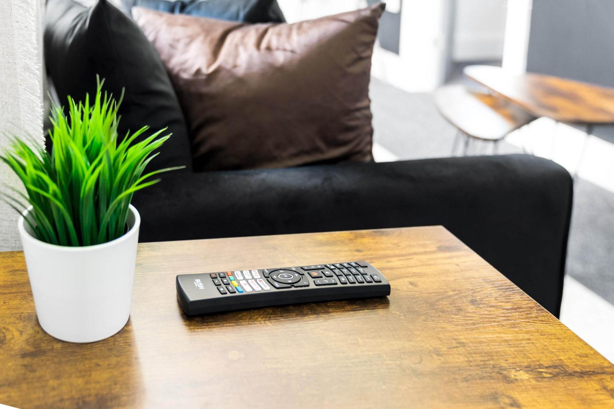 Luxe Apartment - Rowley Regis - Parking - Top Rated - Netflix - Wifi - 49Bg Cradley Heath Εξωτερικό φωτογραφία
